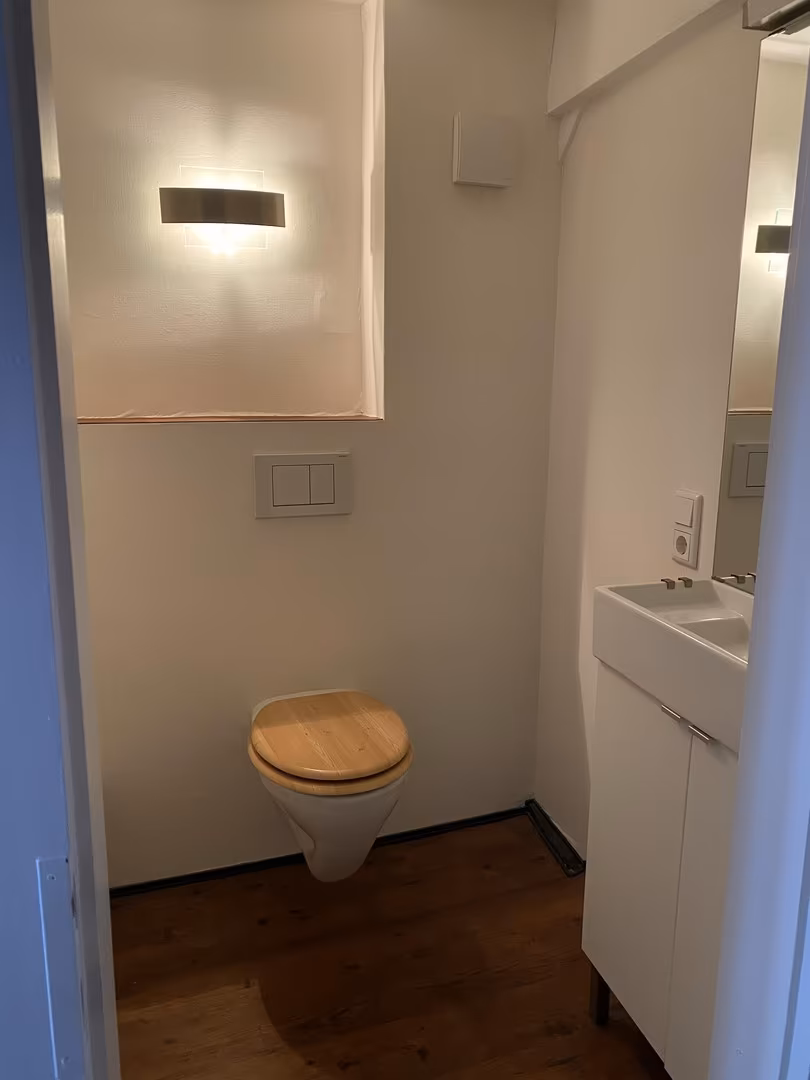 WC 2. OG